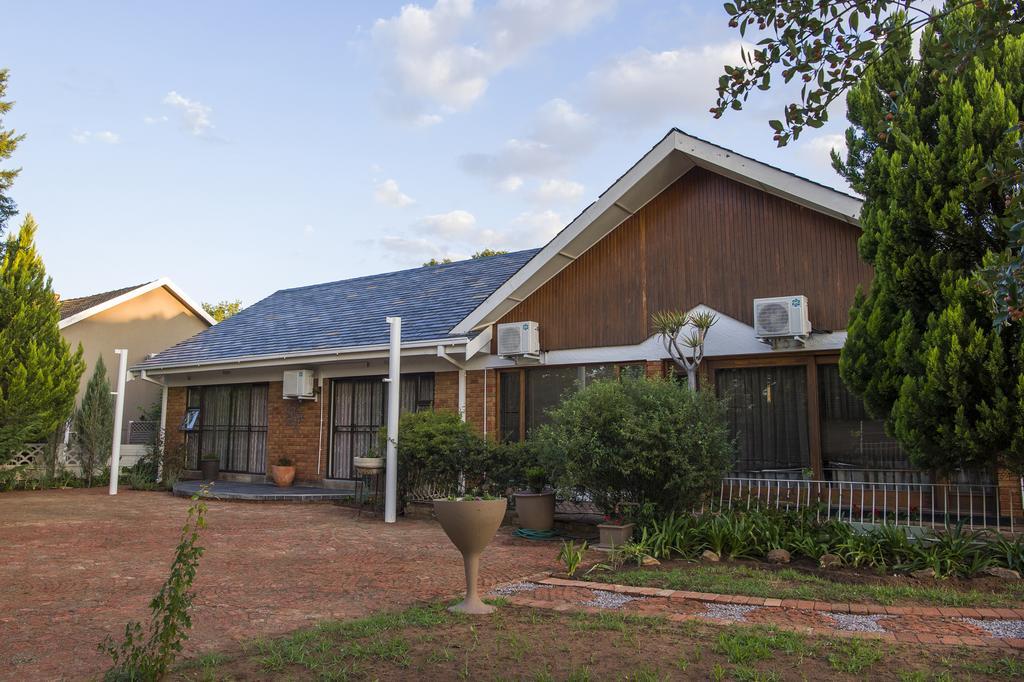 Hotel Kings Halt Bloemfontein Esterno foto