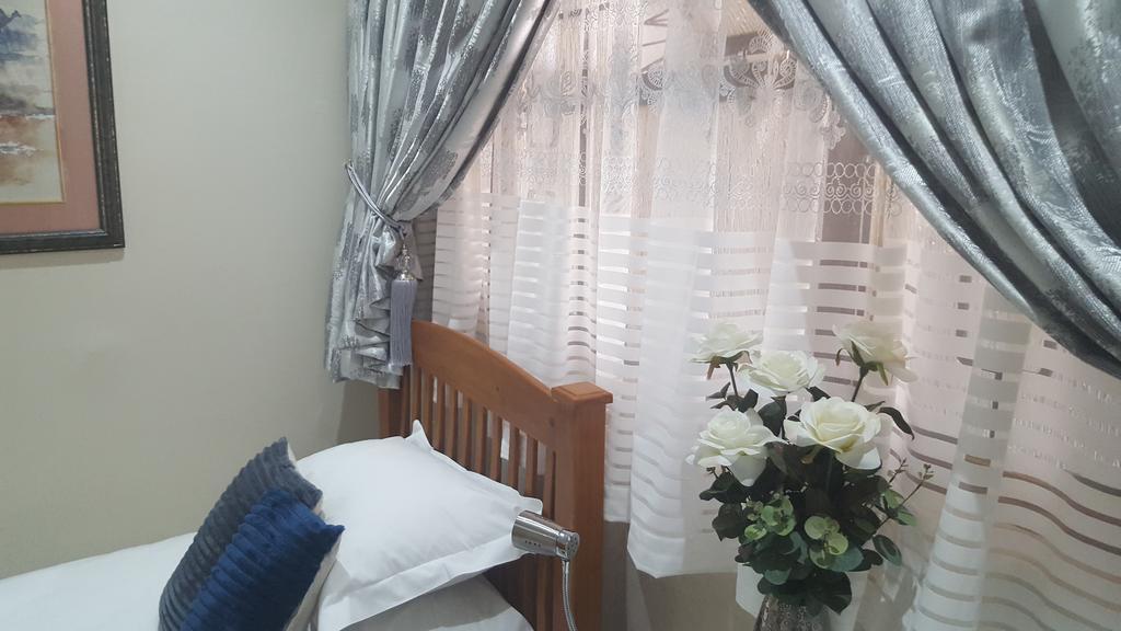 Hotel Kings Halt Bloemfontein Esterno foto