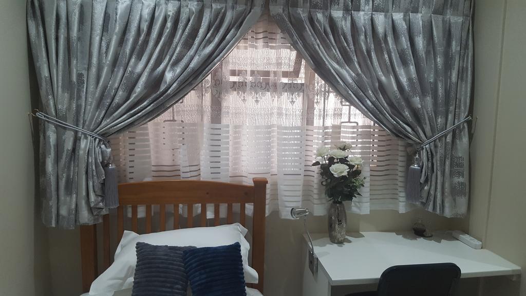 Hotel Kings Halt Bloemfontein Esterno foto